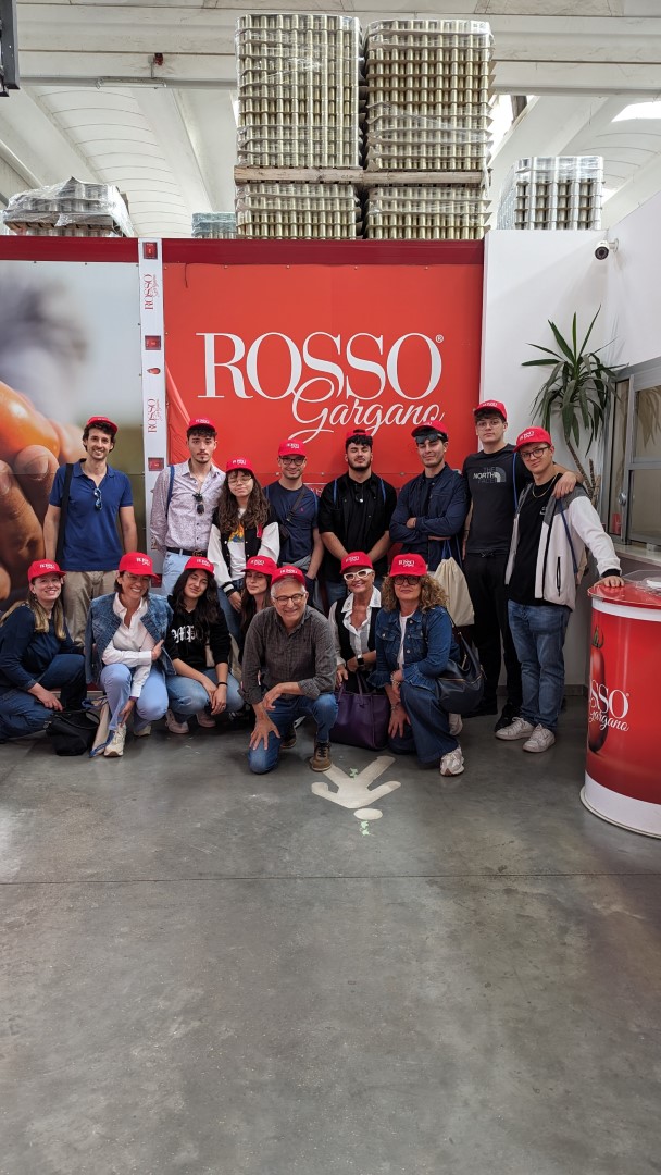 441570459_122117135708332319_544130258342323114_n